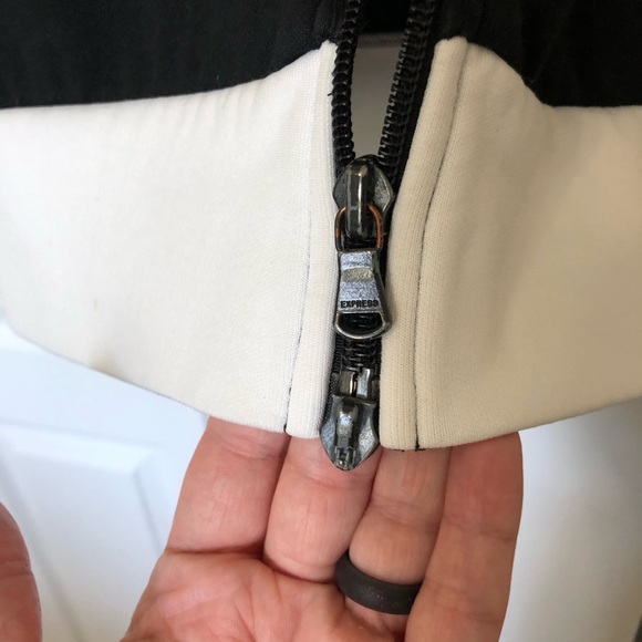Express track jacket - Picture 10 of 10